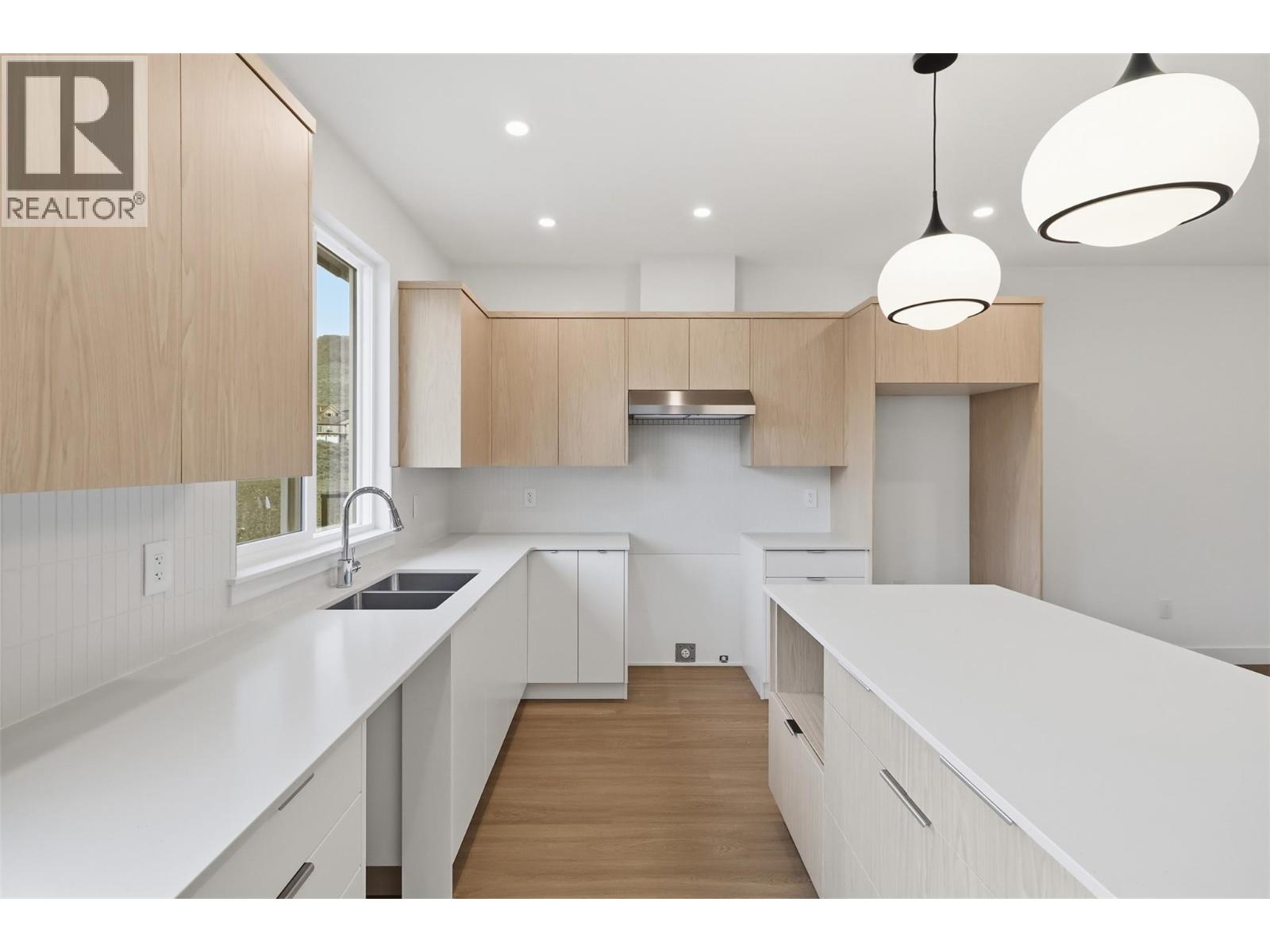 2050 Grasslands Boulevard Unit# 137, Kamloops