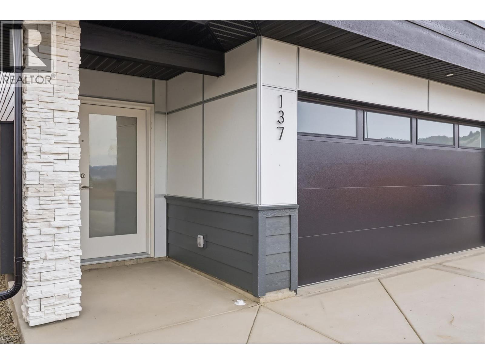 2050 Grasslands Boulevard Unit# 137, Kamloops