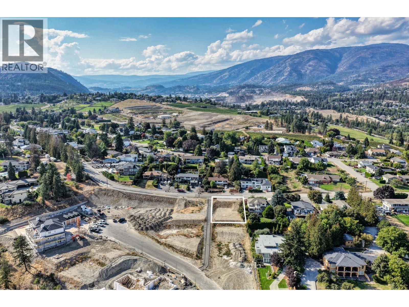 2347 Thacker Drive, West Kelowna