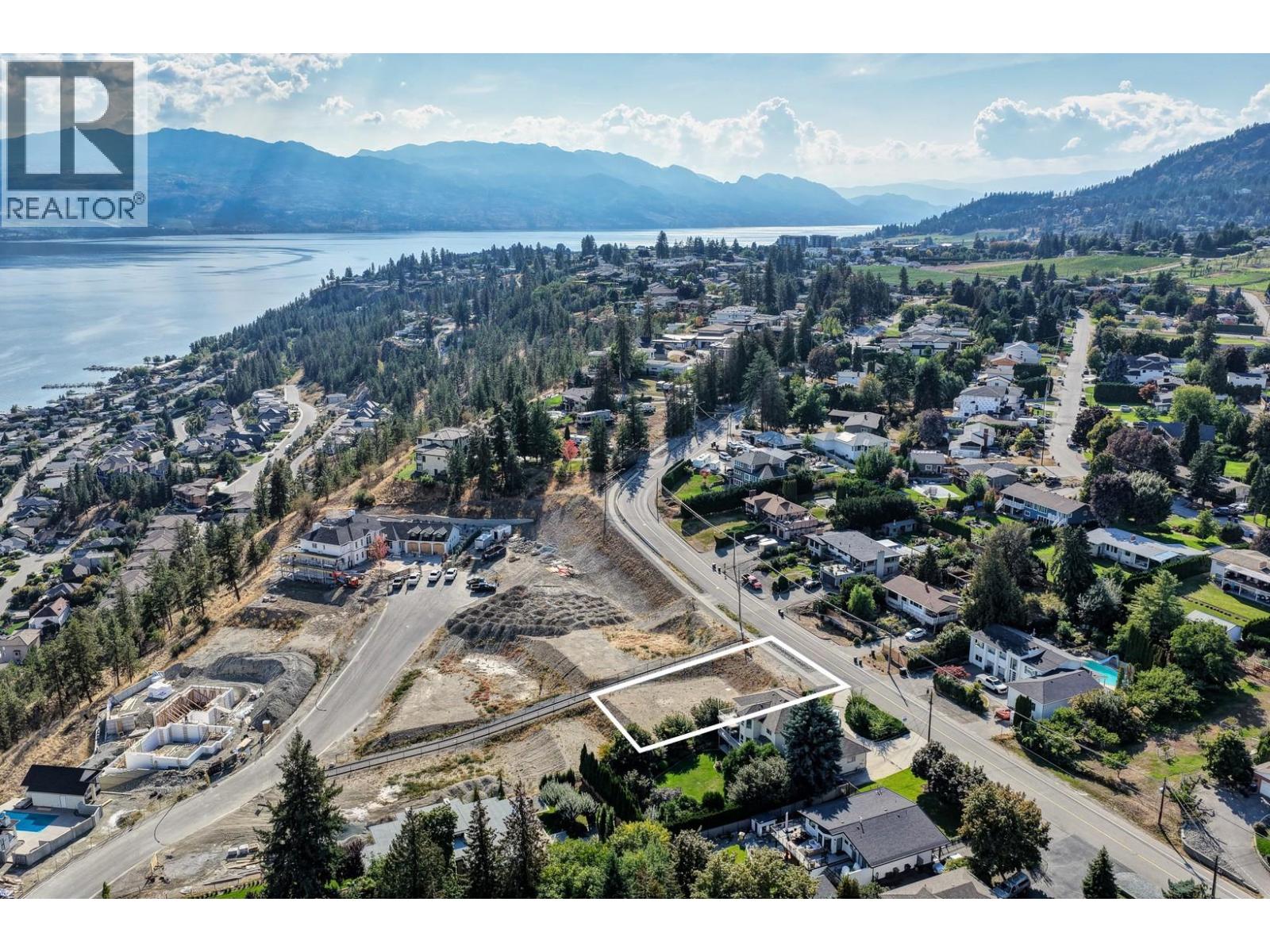 2347 Thacker Drive, West Kelowna
