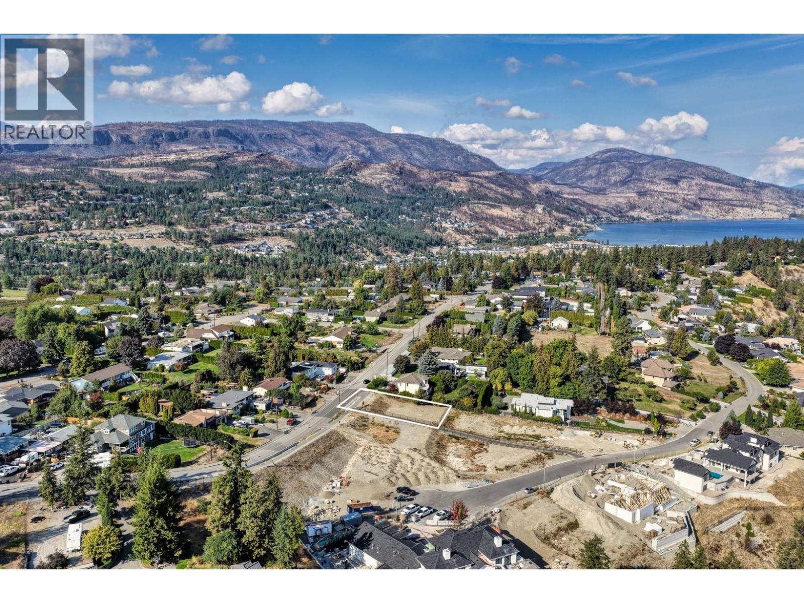 2347 Thacker Drive, West Kelowna