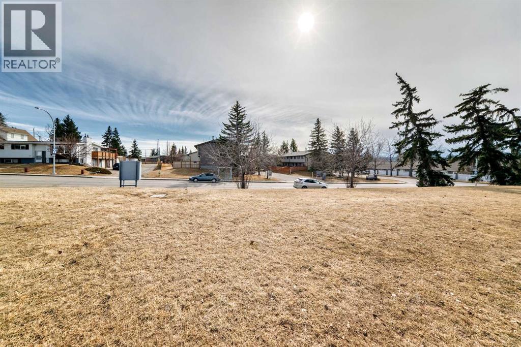 Single Family House for Sale in    Avenue SW Glamorgan Calgary 