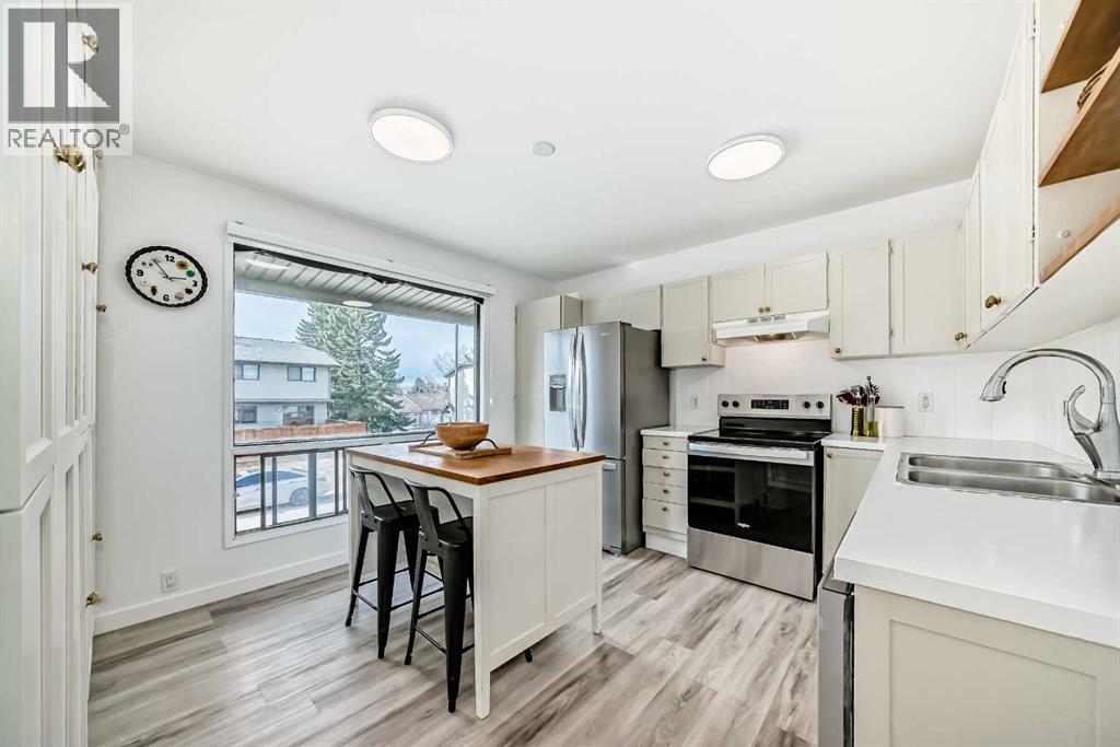 Single Family House for Sale in    Avenue SW Glamorgan Calgary 