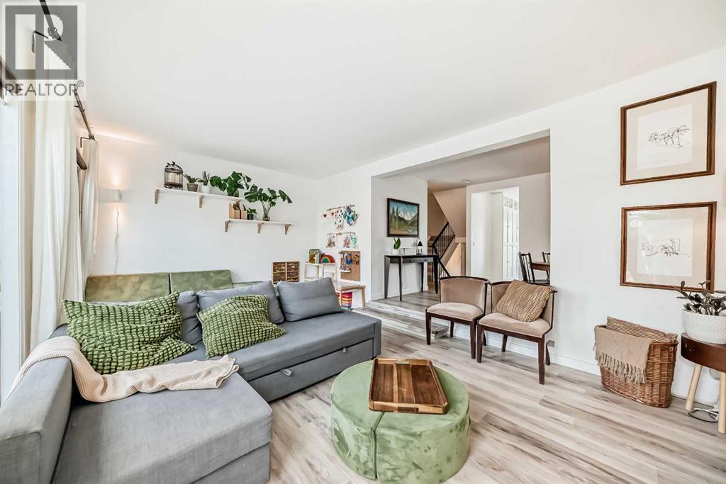 Single Family House for Sale in    Avenue SW Glamorgan Calgary 