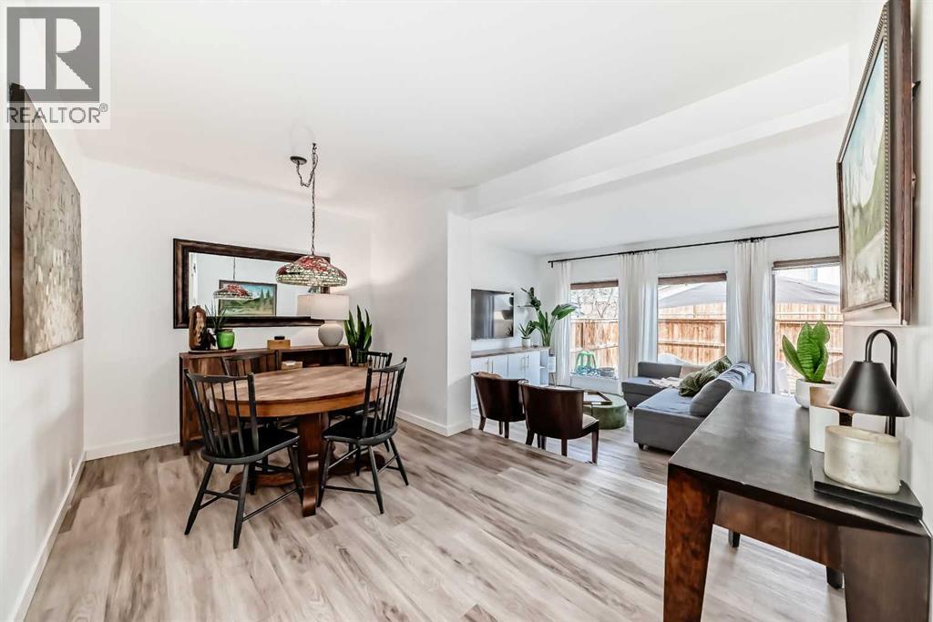 Single Family House for Sale in    Avenue SW Glamorgan Calgary 