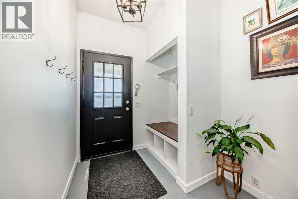 Single Family House for Sale in    Avenue SW Glamorgan Calgary 