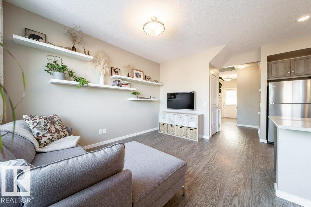 12816 205 ST NW - 12
