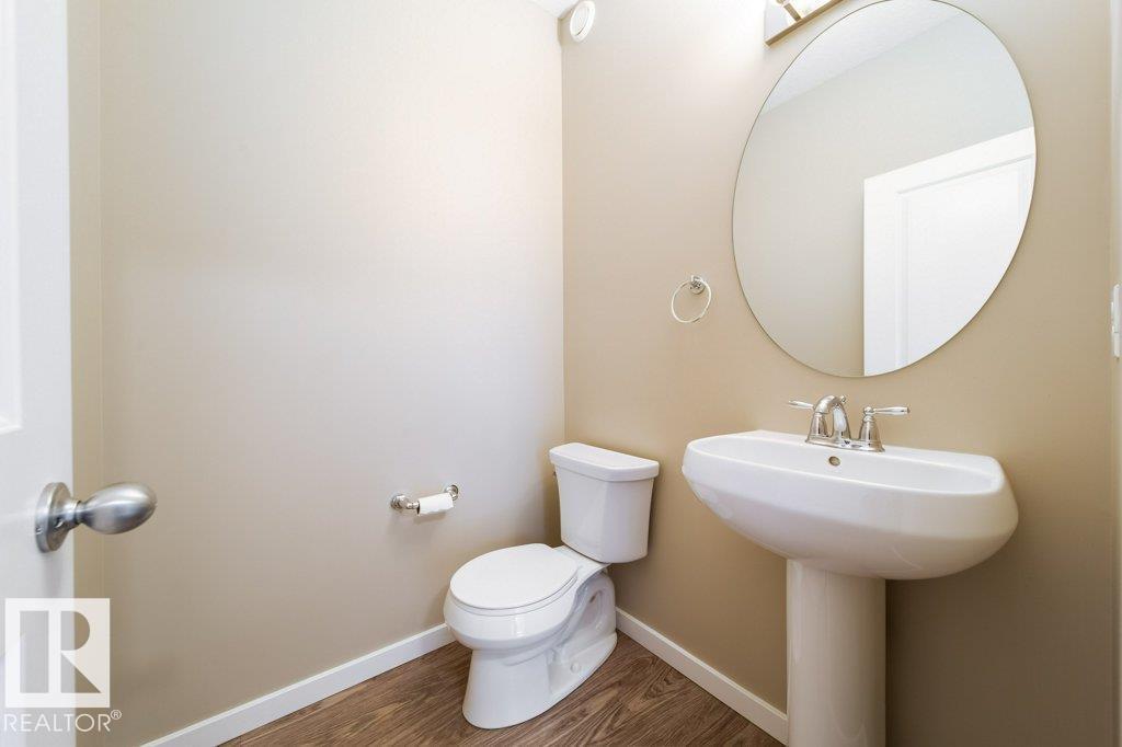 12816 205 ST NW, Edmonton