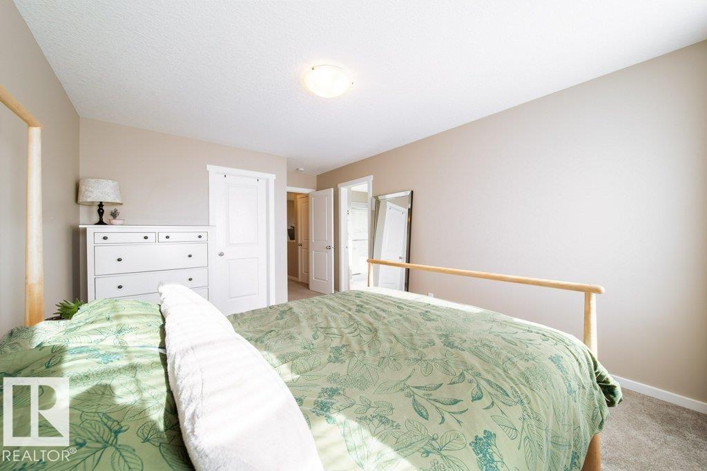 12816 205 ST NW, Edmonton