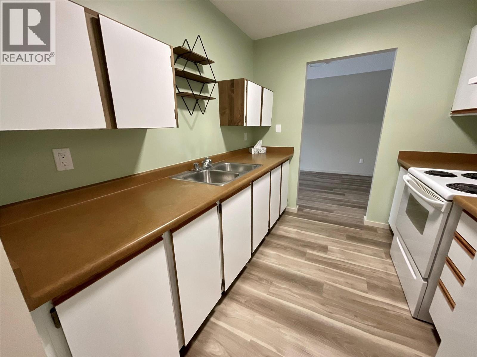 320 Northgate Unit# 103, Tumbler Ridge