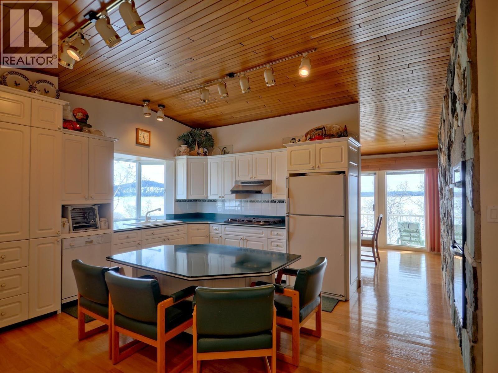5664 N GREEN LAKE ROAD - 5