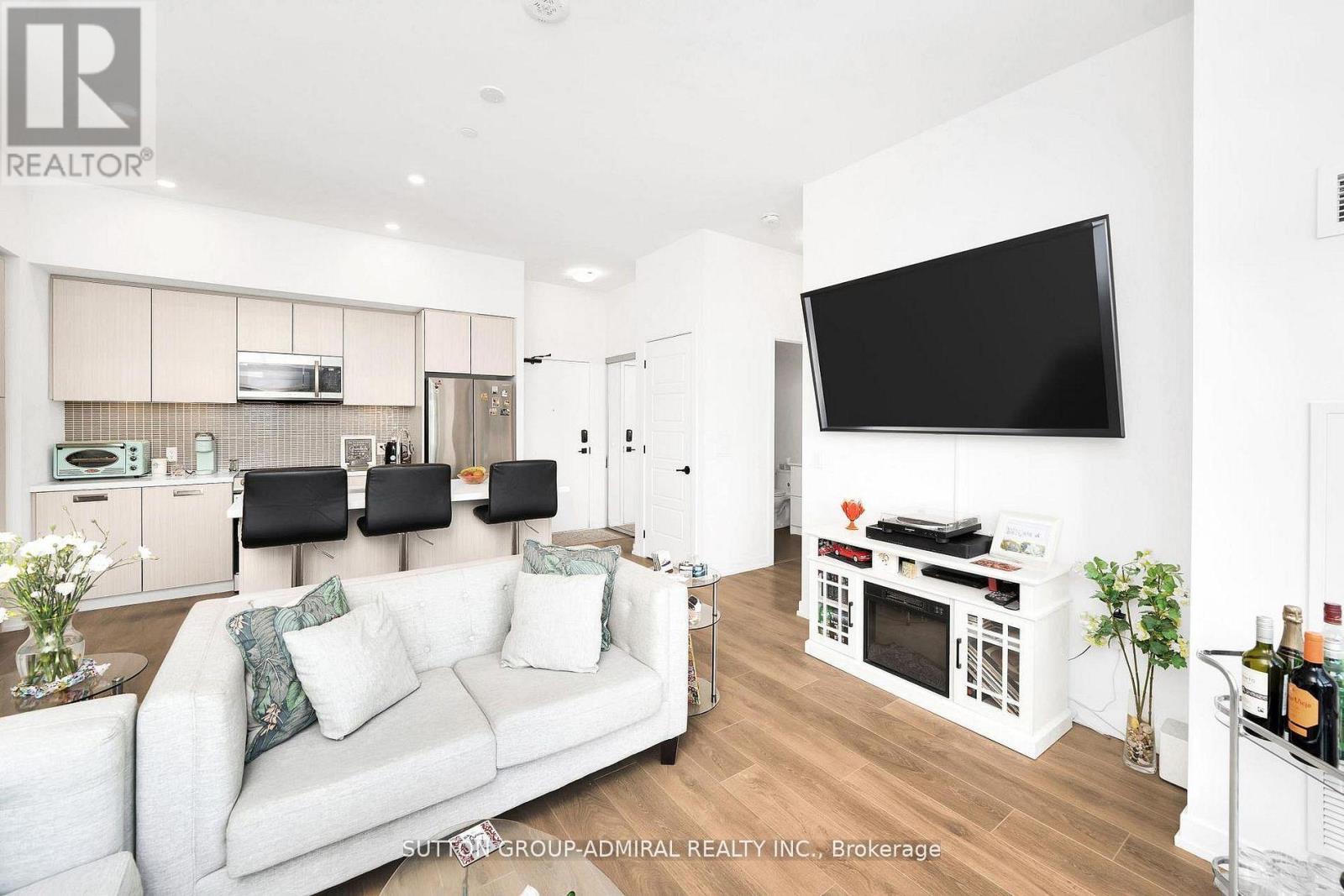 #431 415 SEA RAY AVENUE - 9