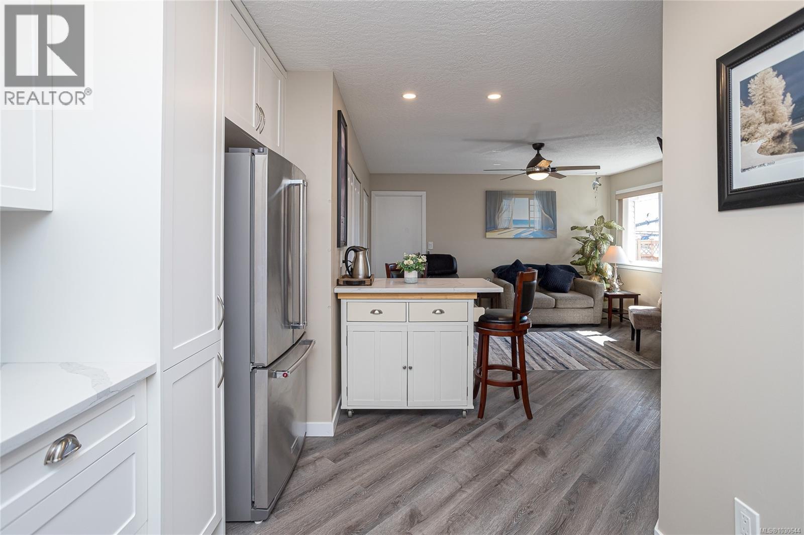 1 4125 Interurban Road, Saanich