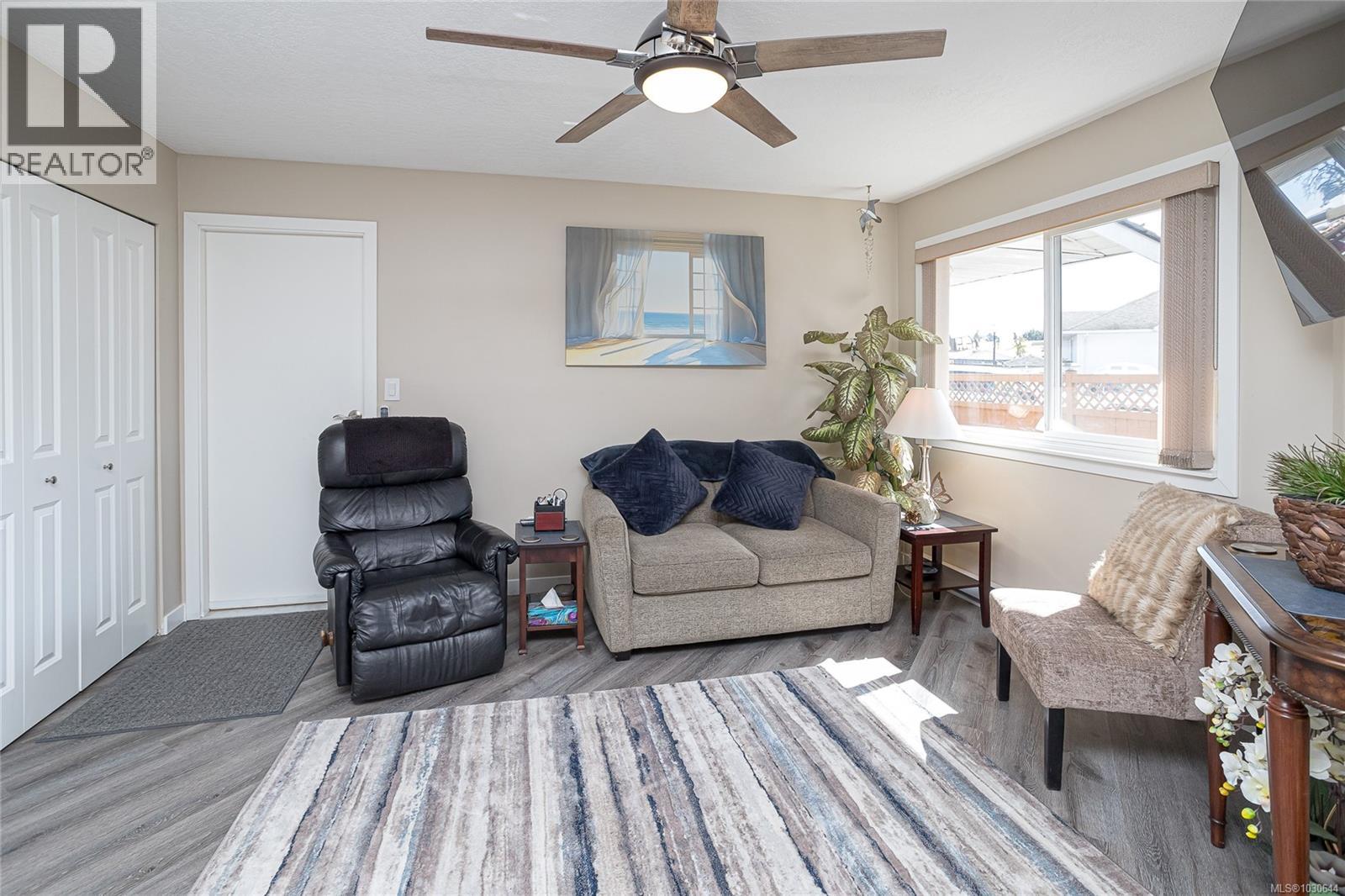 1 4125 Interurban Road, Saanich