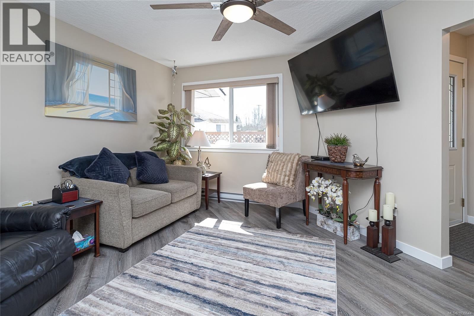 1 4125 Interurban Road, Saanich