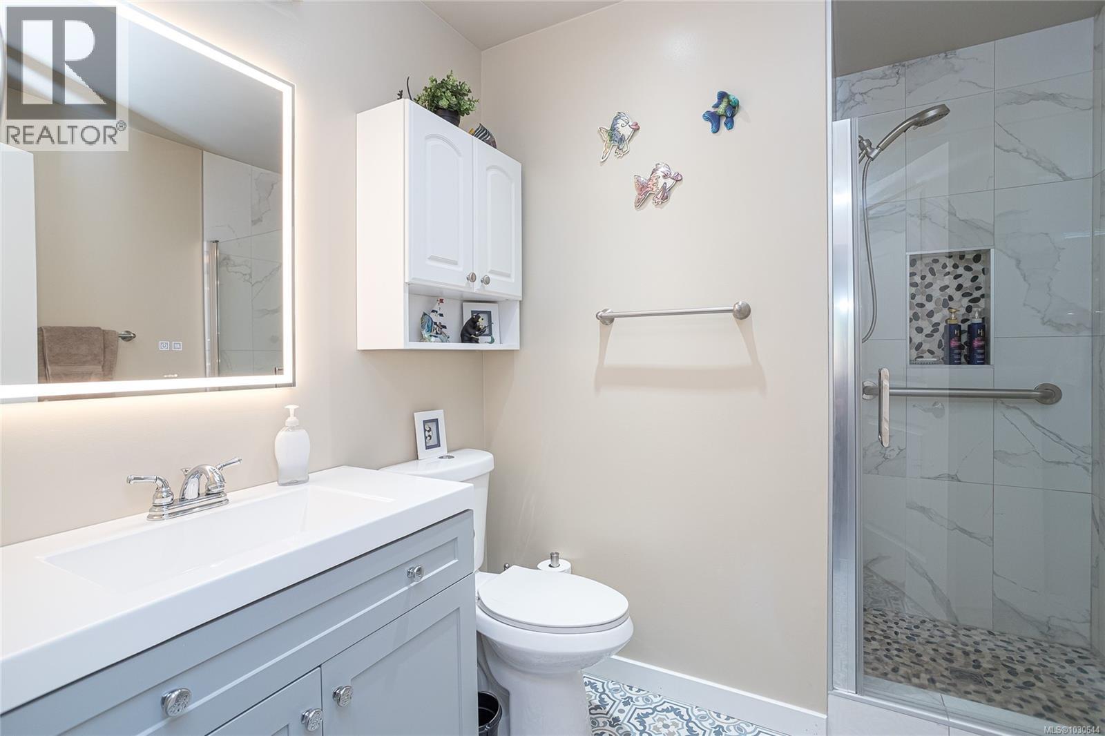 1 4125 Interurban Road, Saanich