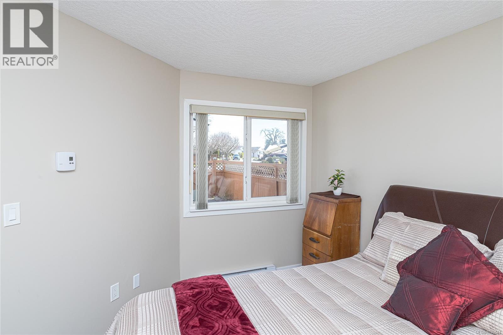 1 4125 Interurban Road, Saanich