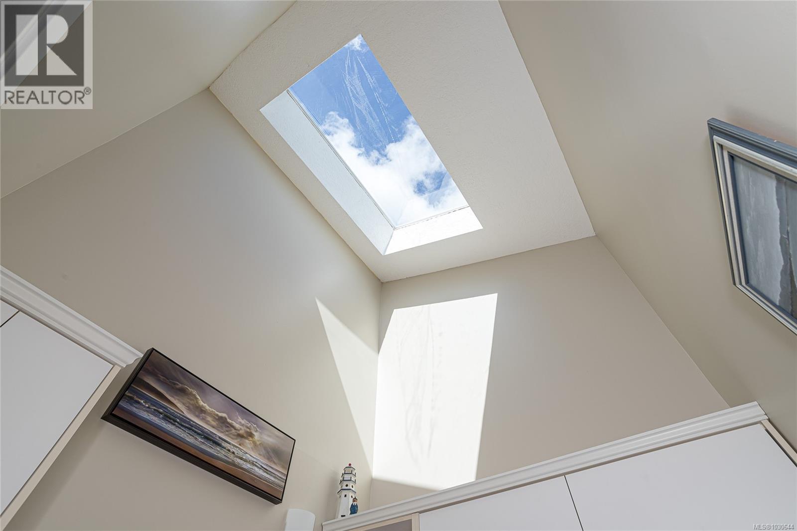 1 4125 Interurban Road, Saanich