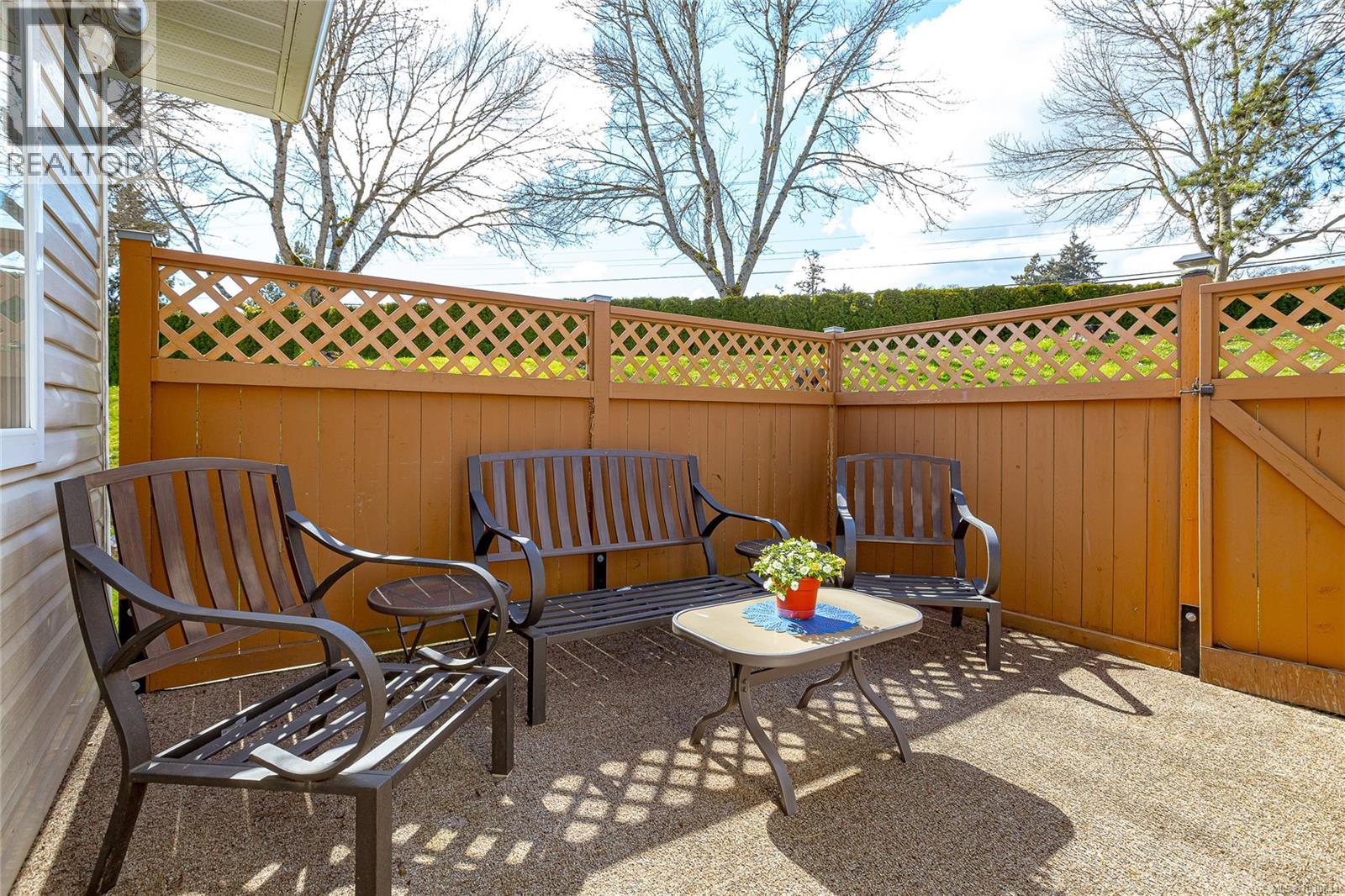 1 4125 Interurban Road, Saanich