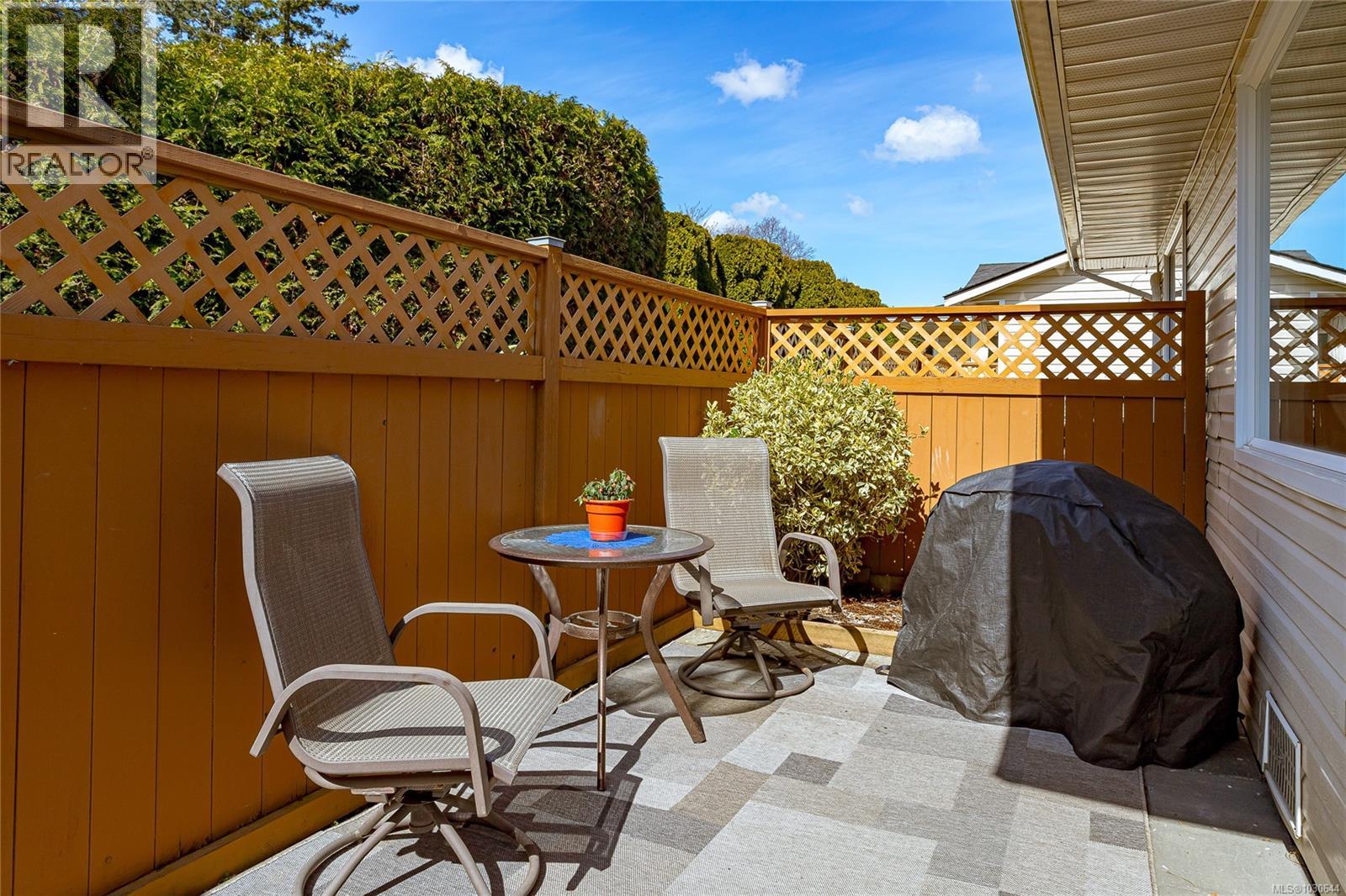 1 4125 Interurban Road, Saanich
