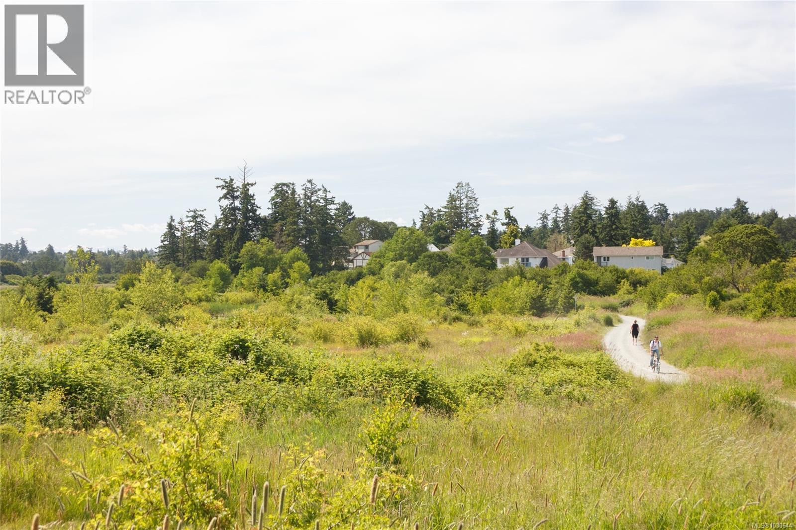 1 4125 Interurban Road, Saanich