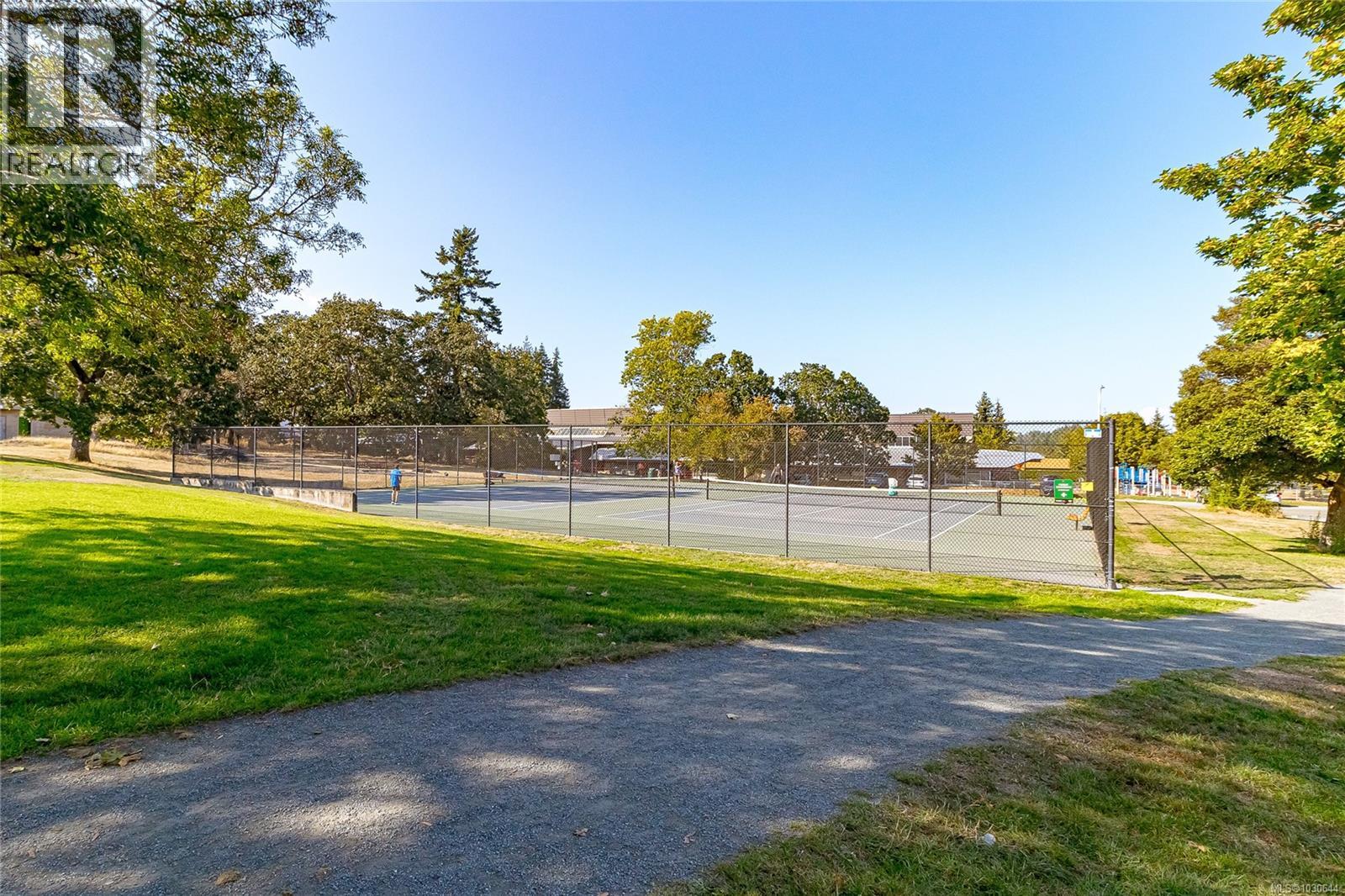 1 4125 Interurban Road, Saanich