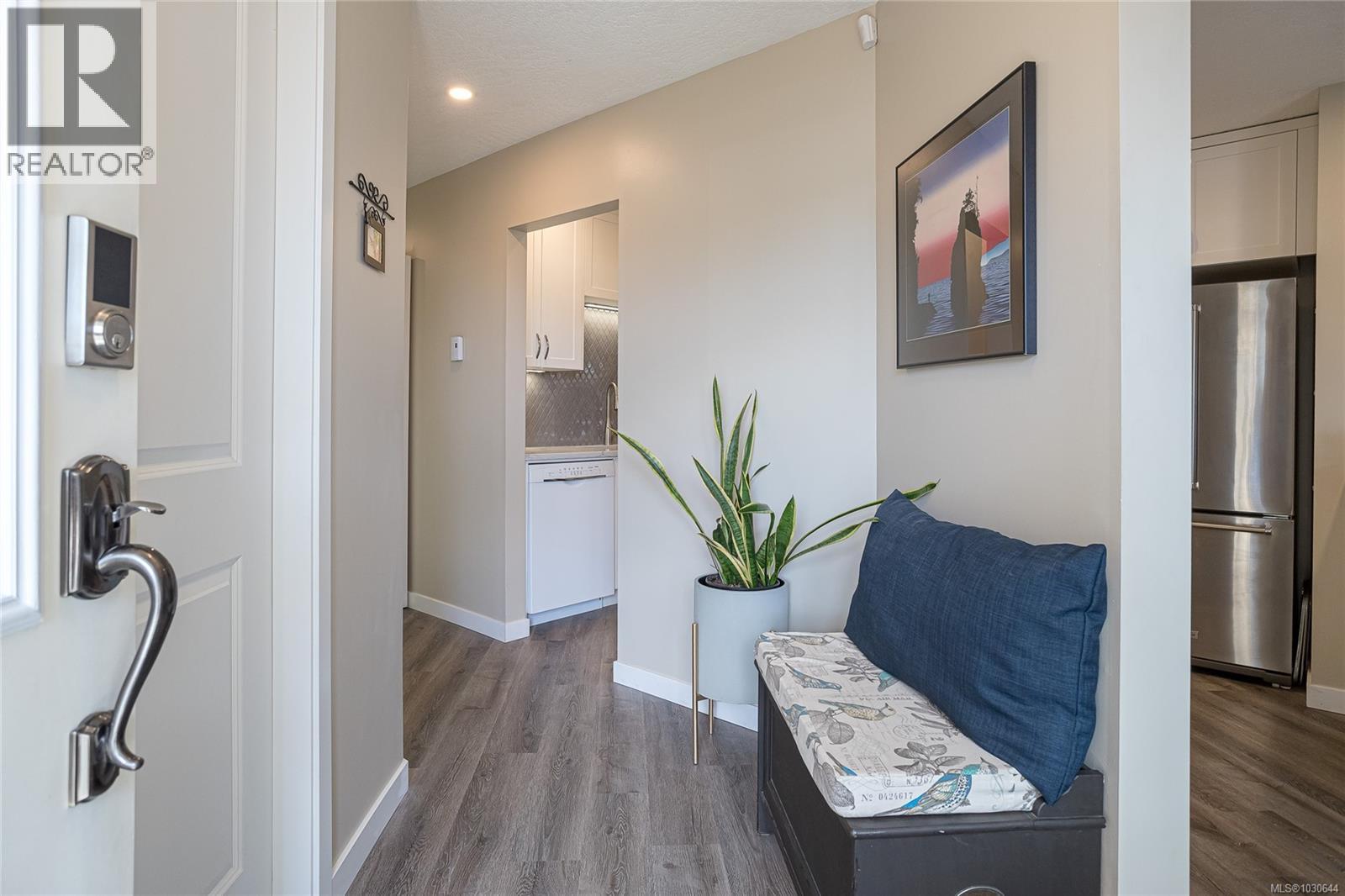 1 4125 Interurban Road, Saanich