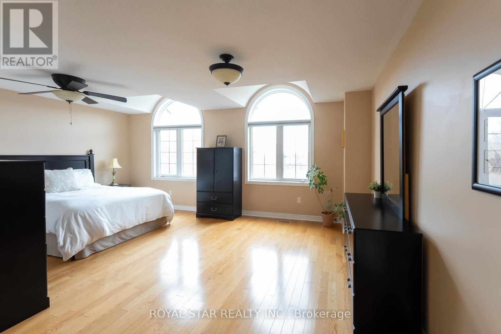 Single Family House for Sale in  VODDEN STREET E Brampton (Westgate) 