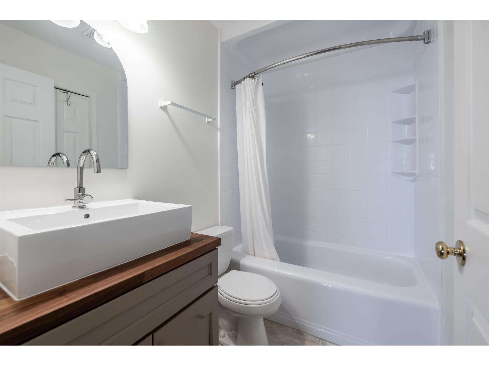 4 9486 WOODBINE STREET, Chilliwack Proper East, Chilliwack