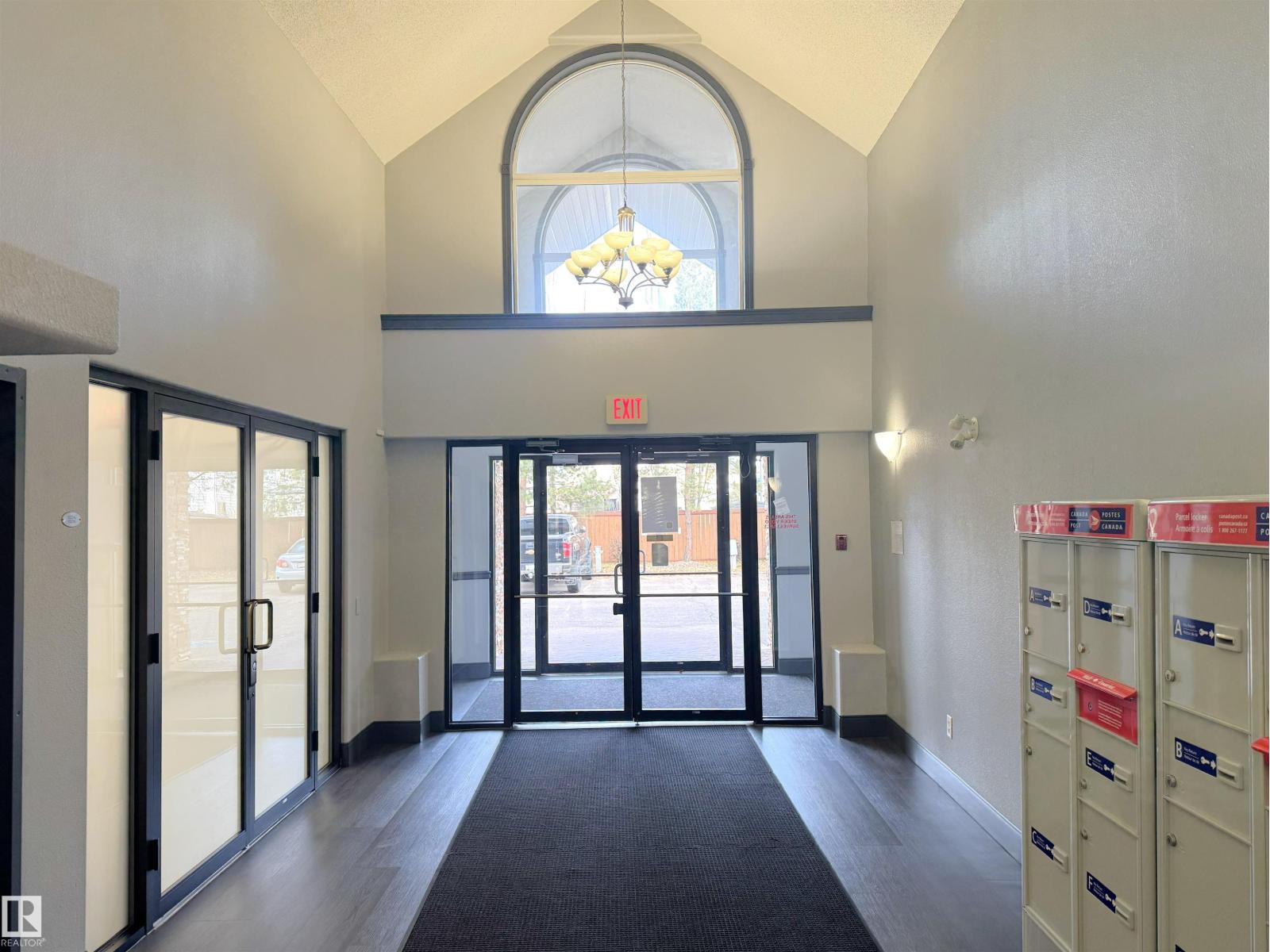 421 3425 19 ST NW, Edmonton