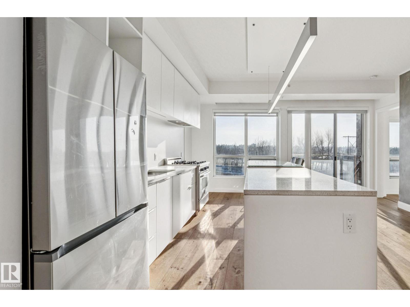 #321 63 INGLEWOOD PARK SE - 6