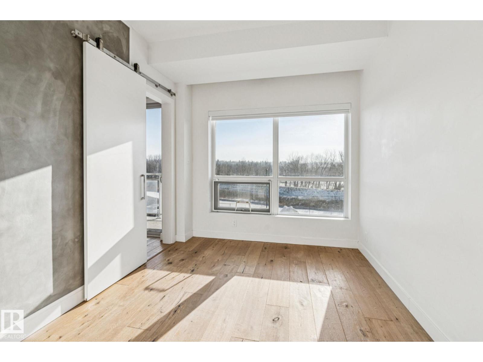 #321 63 INGLEWOOD PARK SE - 12