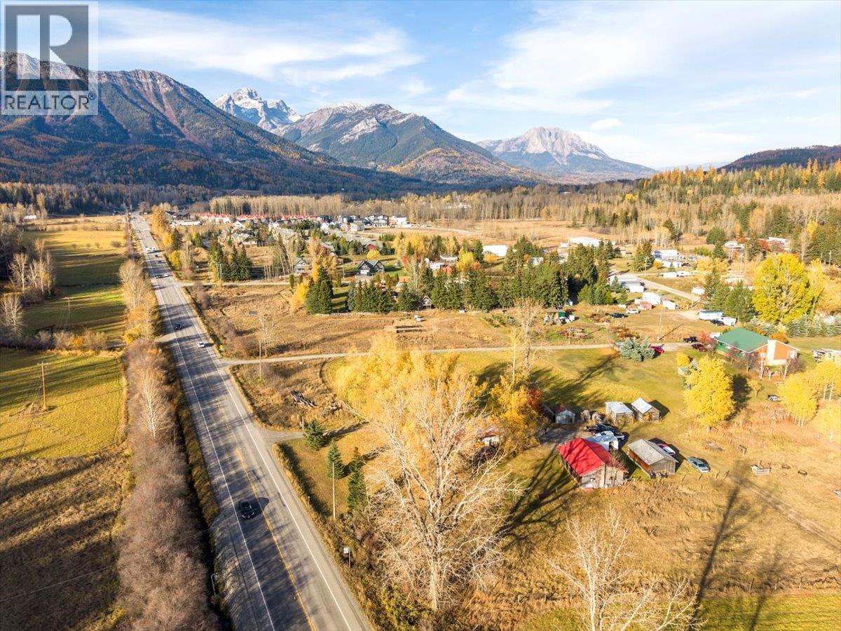 2370 Highway 3 Highway - 35