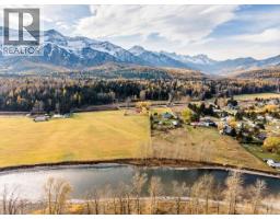 2370 Highway 3 Highway, Fernie, BC V0B1M0 Photo 23
