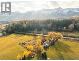 2370 Highway 3 Highway, Fernie, BC V0B1M0 Photo 41