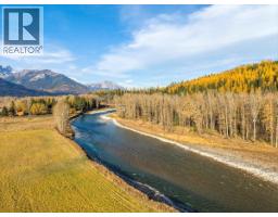 2370 Highway 3 Highway, Fernie, BC V0B1M0 Photo 38