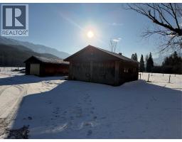 2370 Highway 3 Highway, Fernie, BC V0B1M0 Photo 57