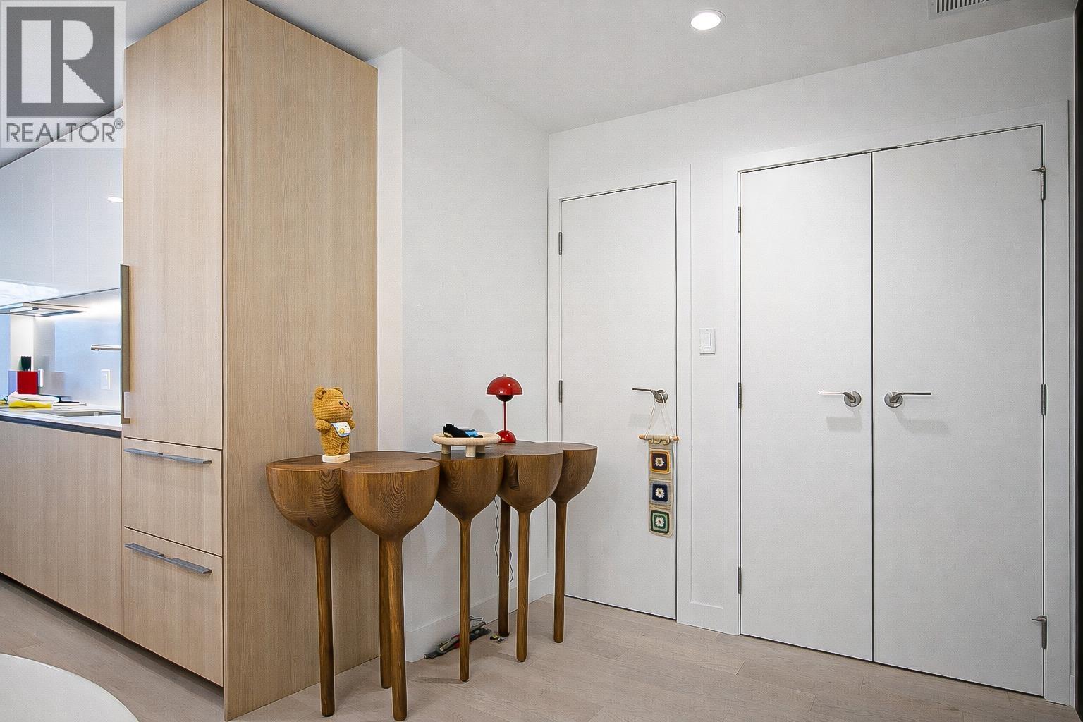 #303-6833 PEARSON Way, Richmond