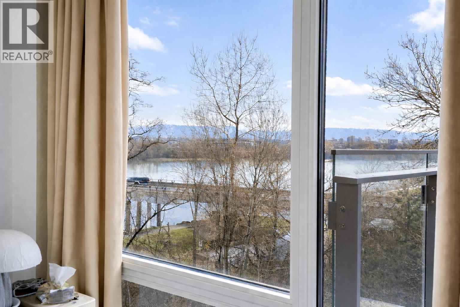 #303-6833 PEARSON Way, Richmond