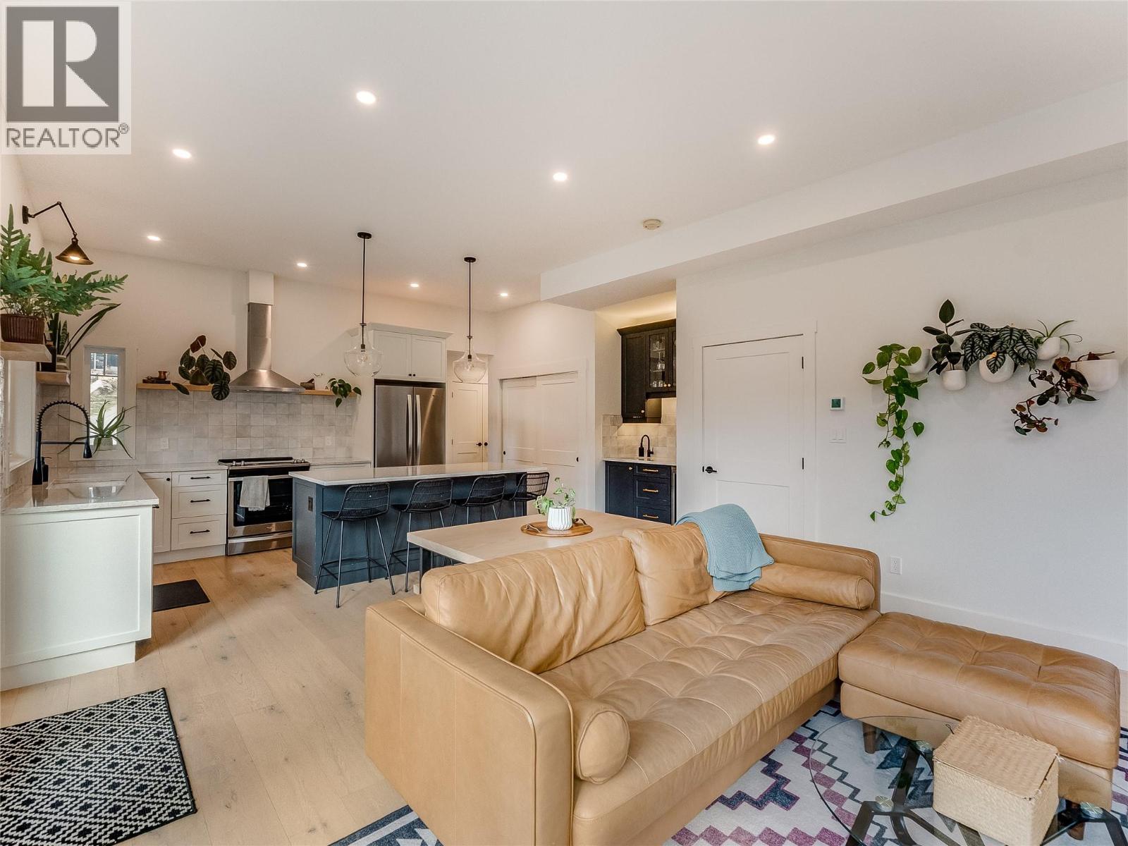 5758 Rocky Road, Nelson