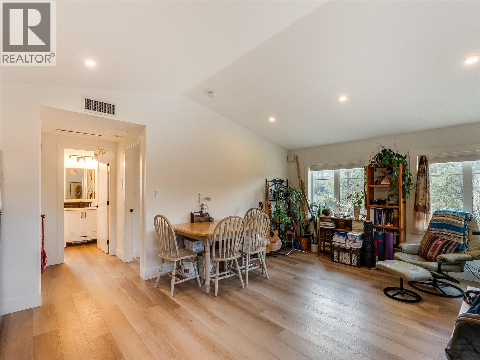 5758 Rocky Road, Nelson