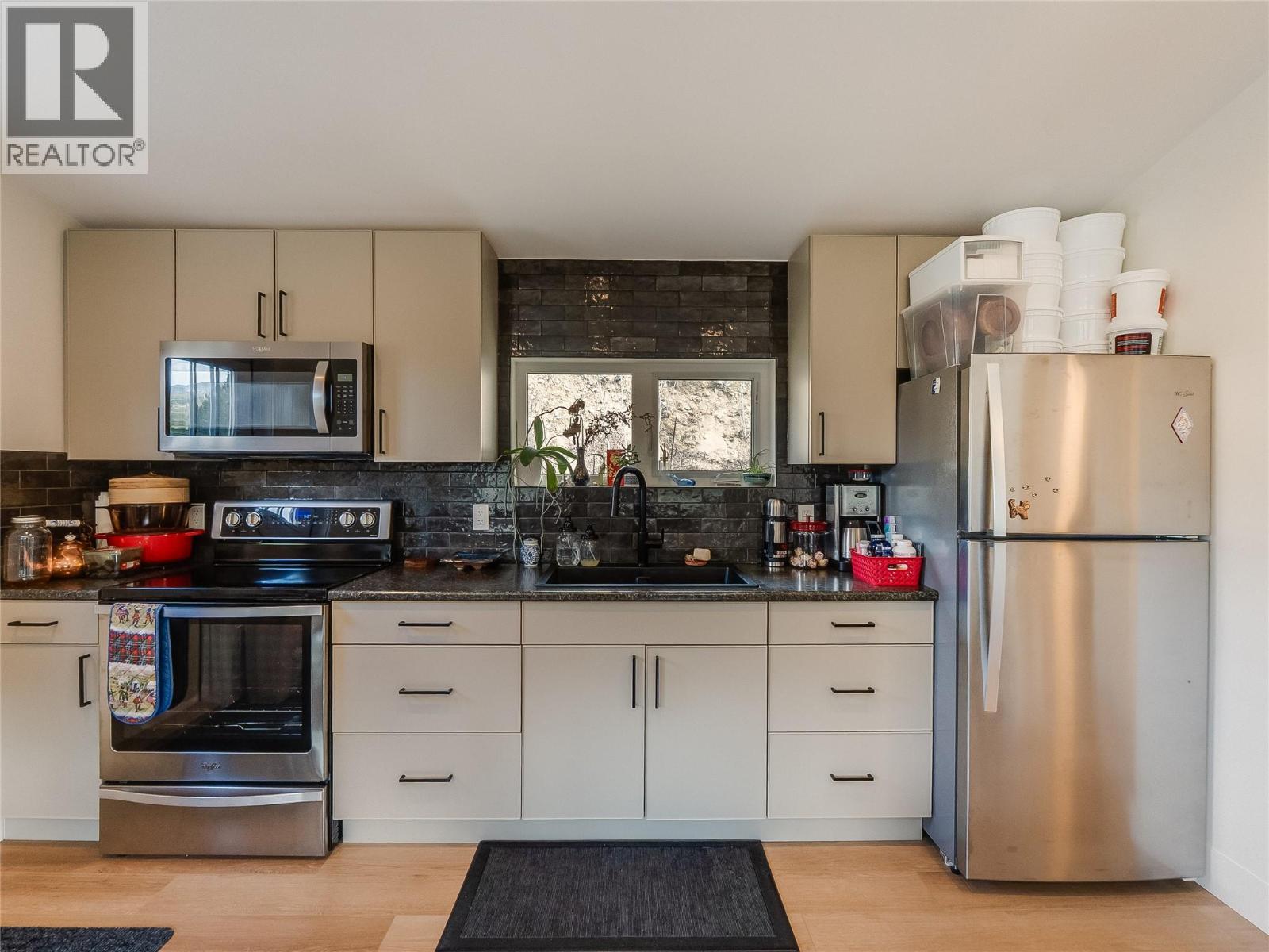 5758 Rocky Road, Nelson