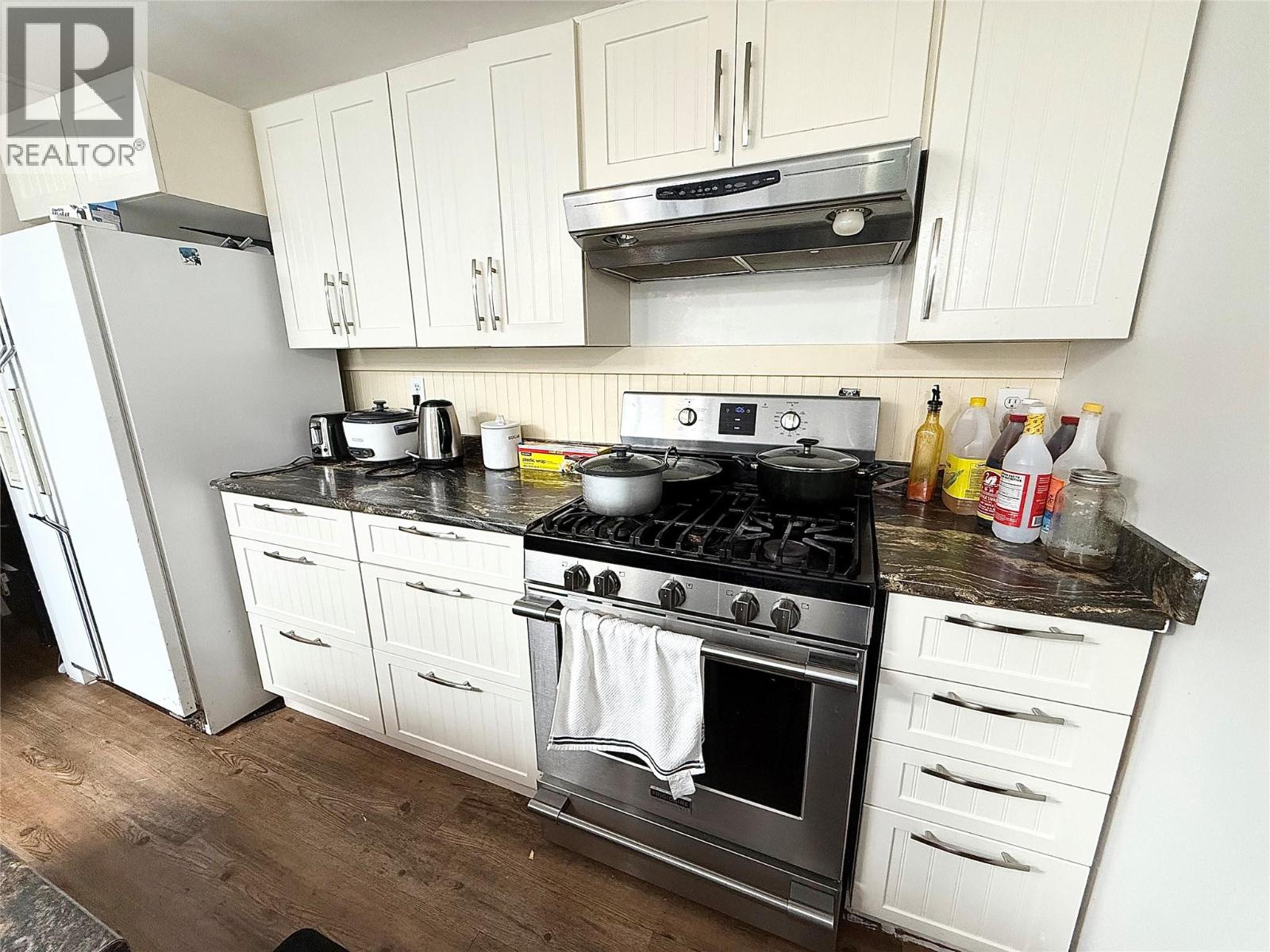 1325 Quilchena Avenue, Merritt