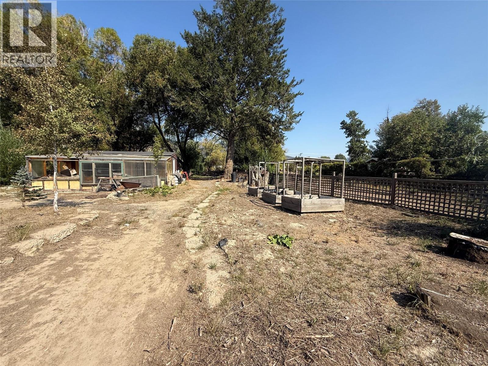 1325 Quilchena Avenue, Merritt