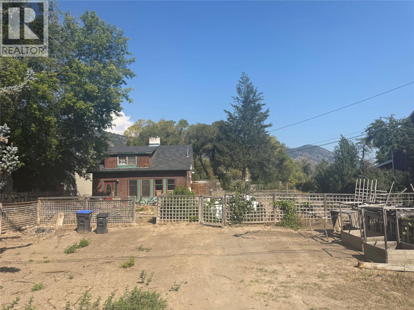 1325 Quilchena Avenue, Merritt