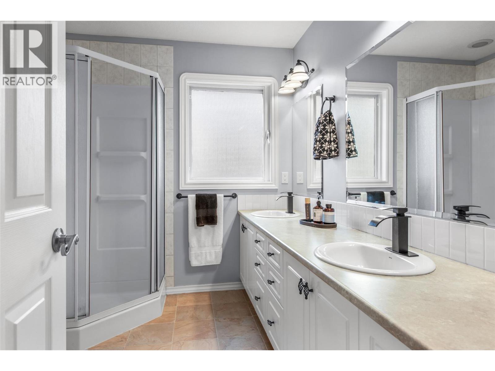 7095 Amber Drive, Vernon