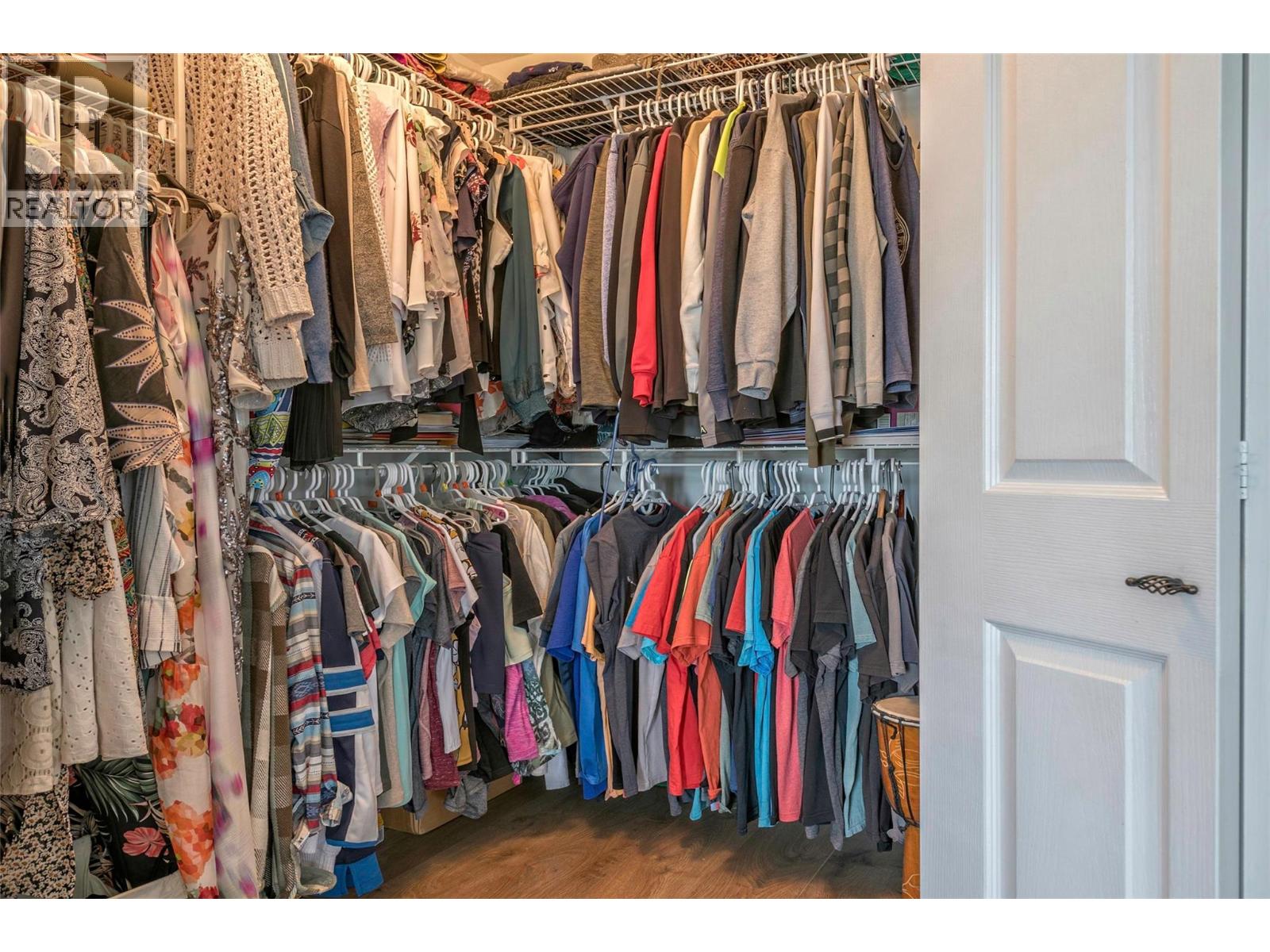 7095 Amber Drive, Vernon