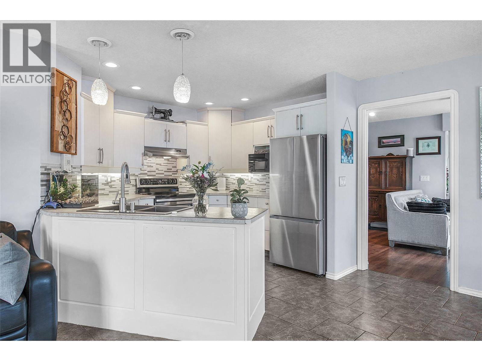 7095 Amber Drive, Vernon