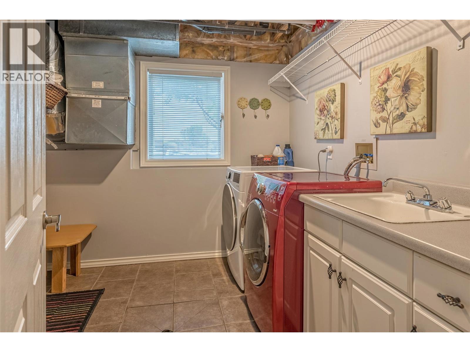 7095 Amber Drive, Vernon