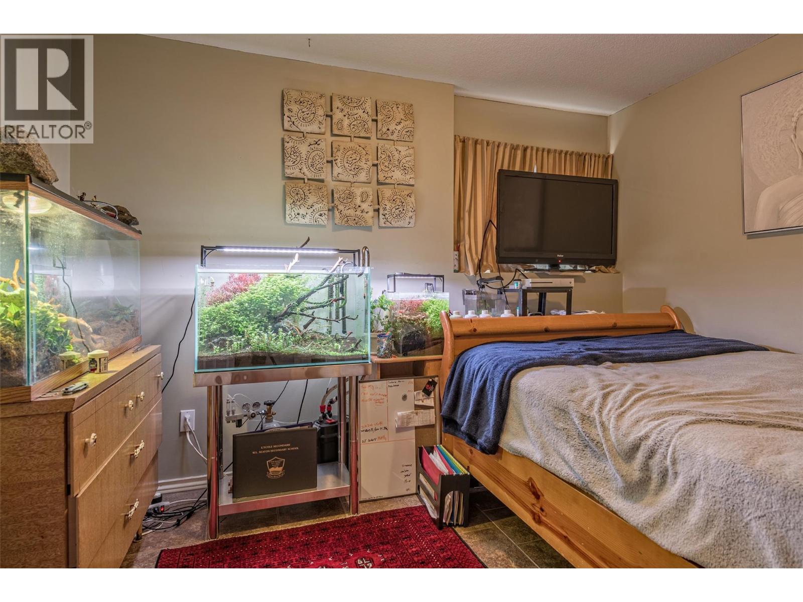 7095 Amber Drive, Vernon